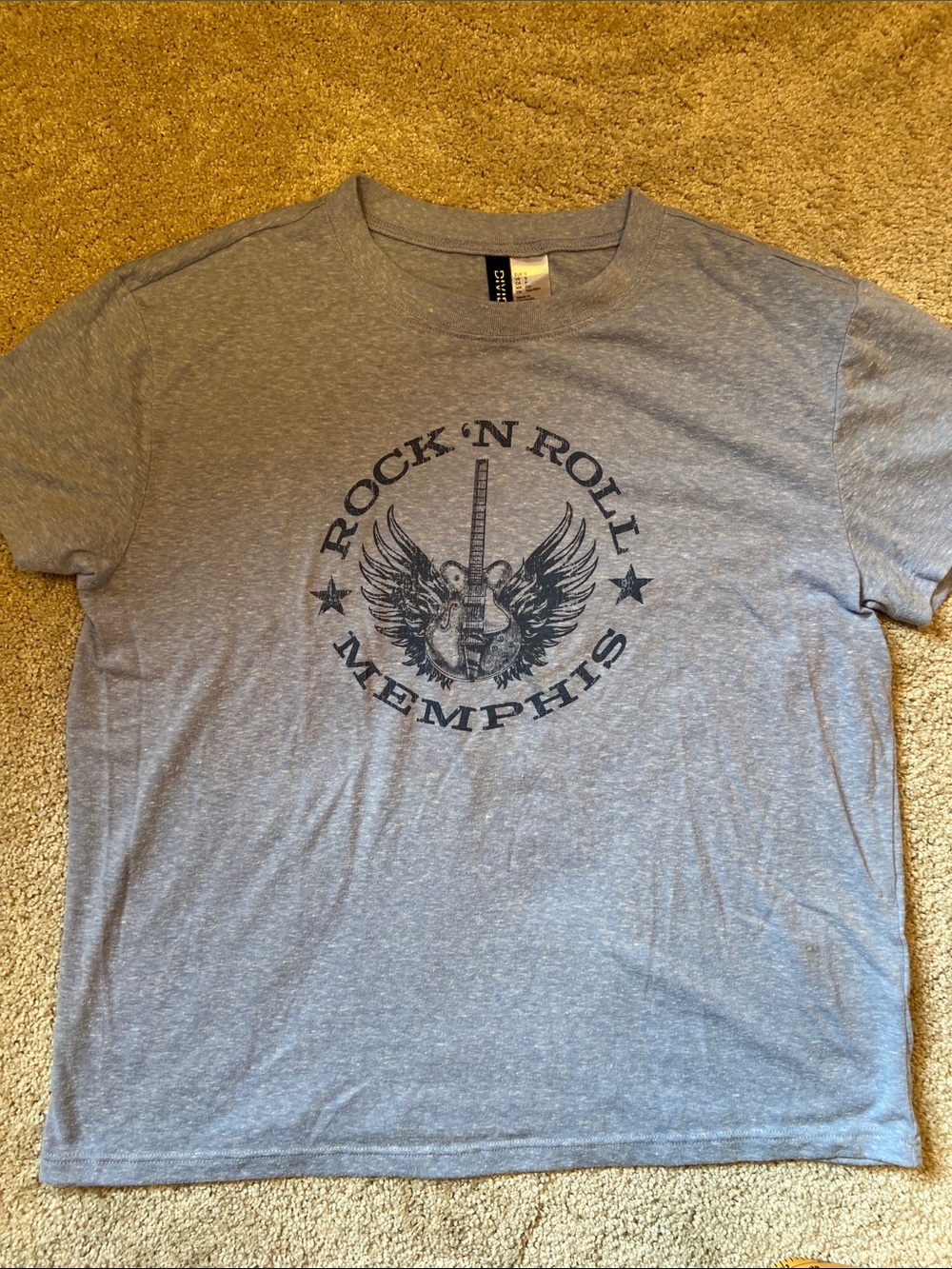 Divided Heather Gray Rock 'N Roll Graphic Tee small